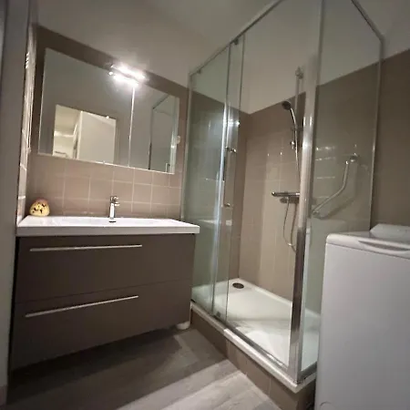 Apartamento Avec Jardin Et Terrasse Comprenant 2 Au Calme à Proximité Du Centre Ville, à 5 Minutes Du Du Salagou Lodève